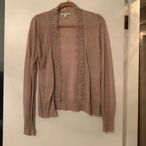 Banana Republic Lightweight Cardigan w/ Crochet Lace Detail EUC Size M Beige
